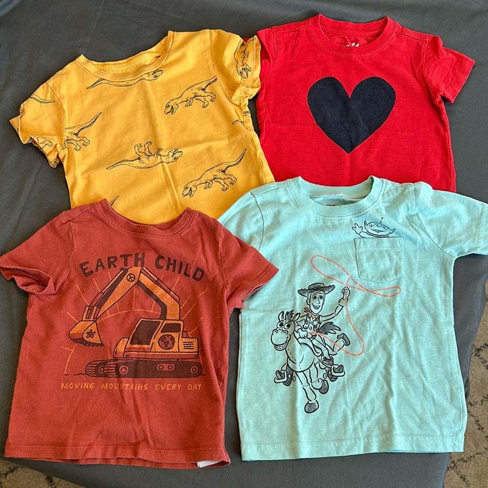 Toddler t-shirt bundle, 24m/2T